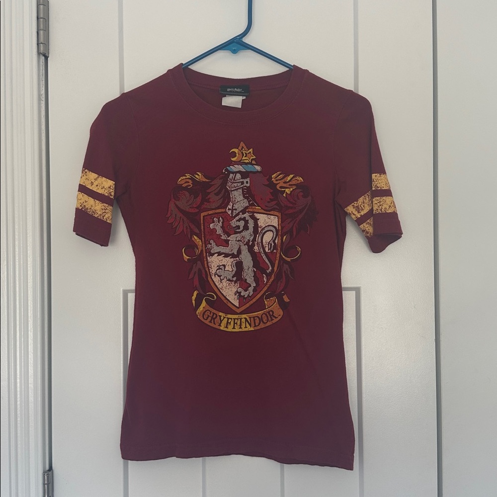 Gryffindor Harry Potter Maroon Tee, slim fit
